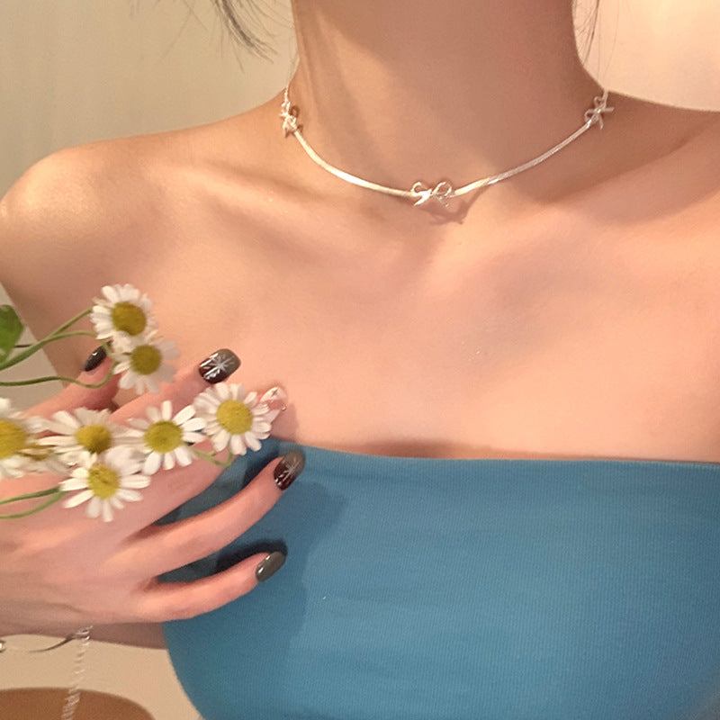 Necklace, women's accessories