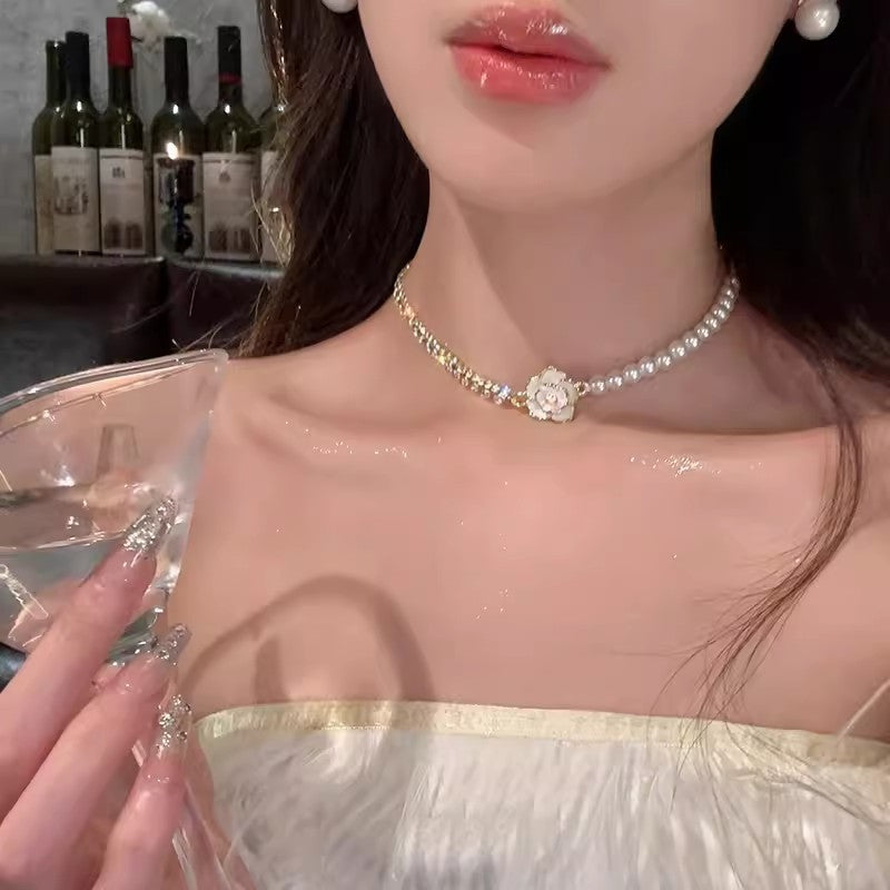 Necklace, women's accessories
