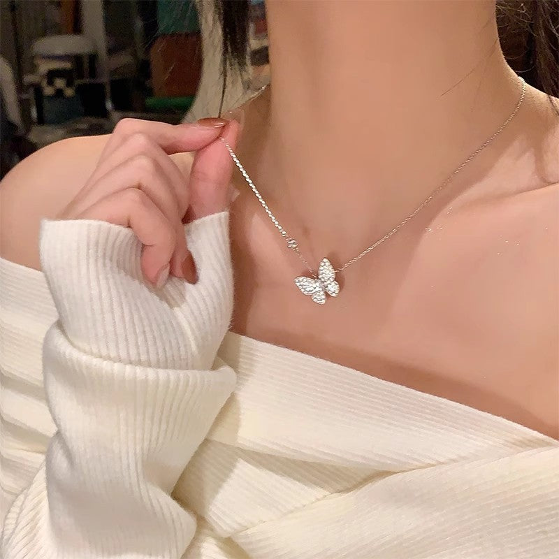 Necklace, women's accessories
