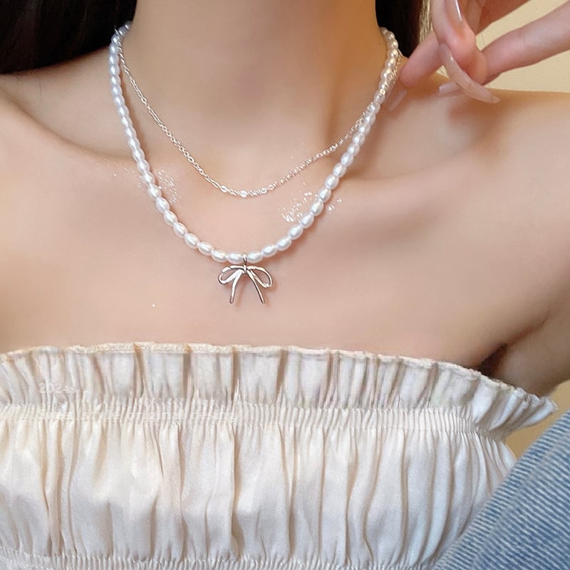 Necklace, women's accessories