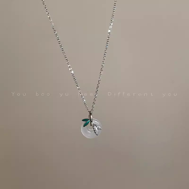 Necklace, women's accessories