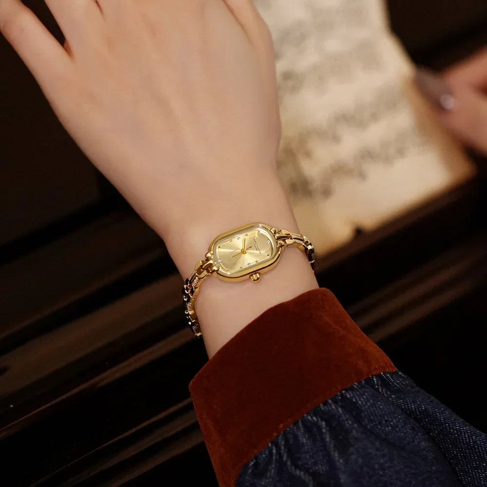 Space-Time Corridor mid-Ancient bracelet watch small retro small gold watch Oval light luxury artistic fashion quartz watch