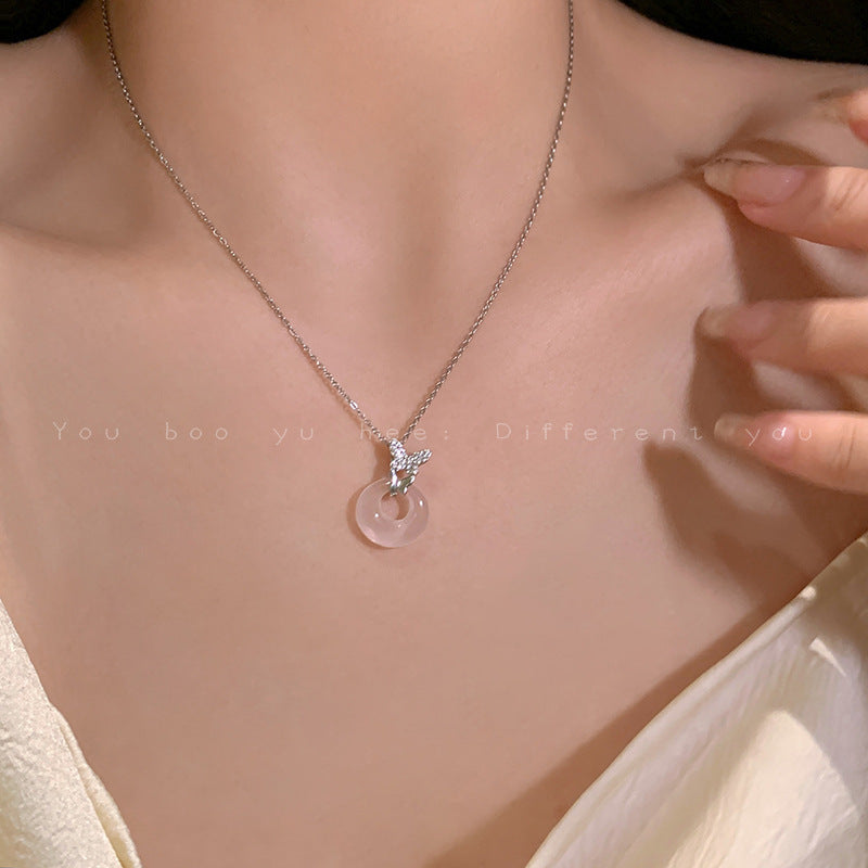 Necklace, women's accessories