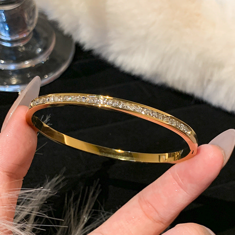 Full Moon Star Petite Waist Titanium Steel Bracelet