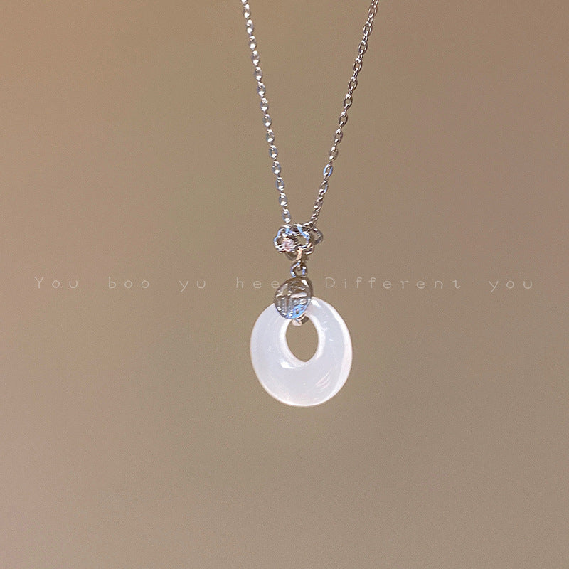 Necklace, women's accessories