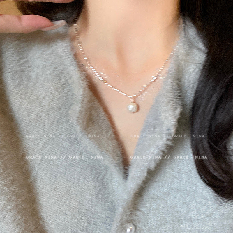 Necklace, women's accessories