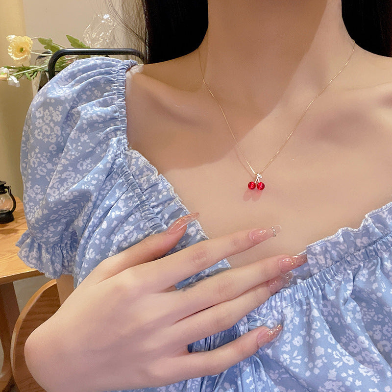 Necklace, women's accessories