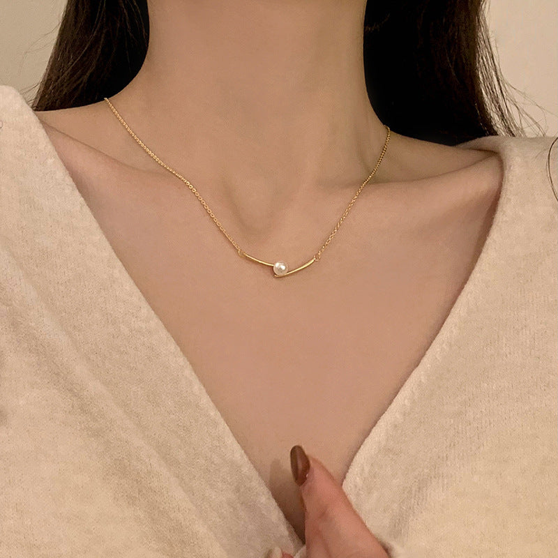 Necklace, women's accessories